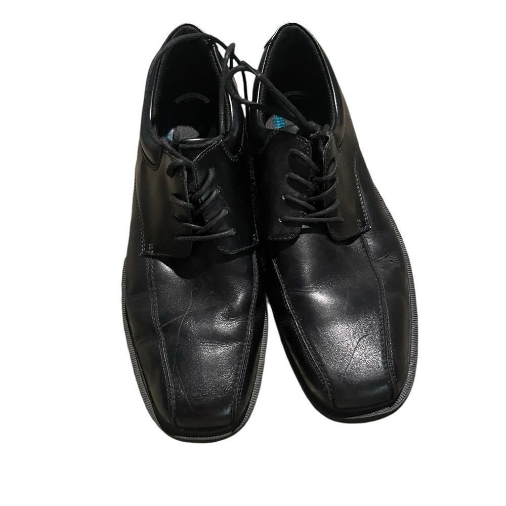Nunn Bush Black Leather Oxfords